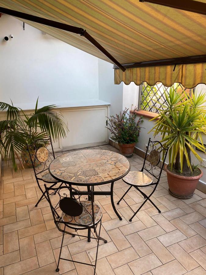 Bed and Breakfast Nonna Laura Pompeya Exterior foto